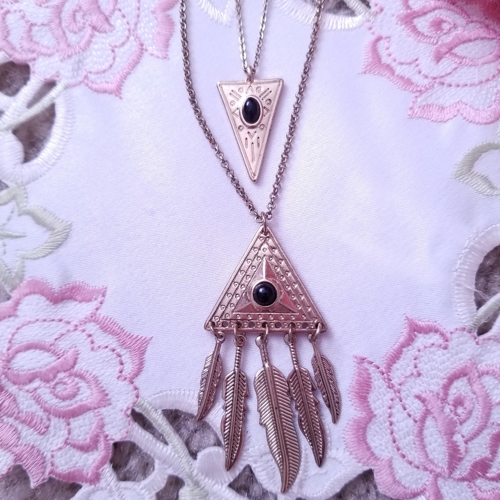 Bundle for $6 💫 Gold Double Chain Layered Triangle Pyramid Feather Necklace